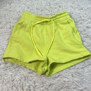Lululemon Loungeful High-Rise Short 4" Electric Lemon